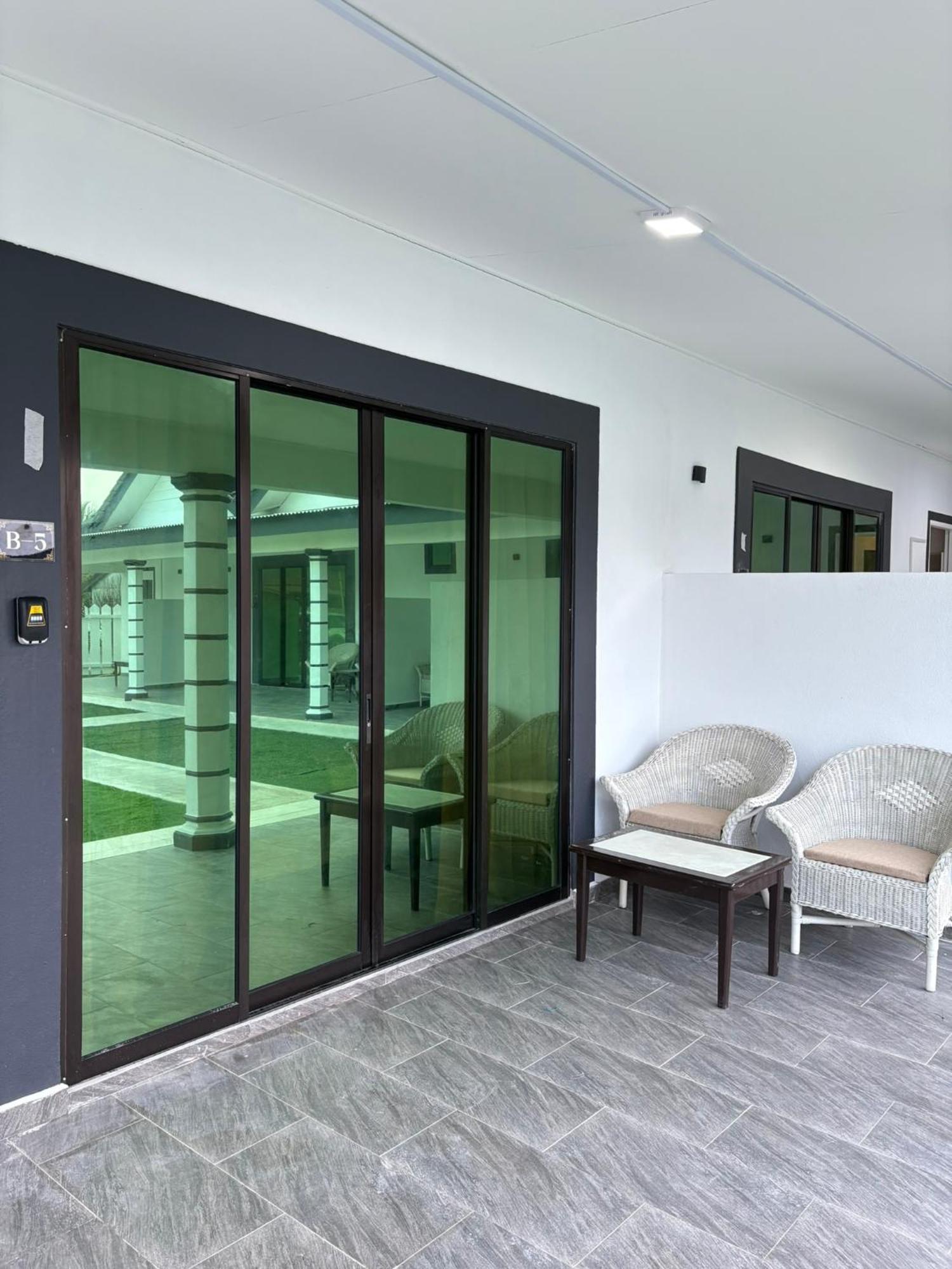Eleven25 Roomstay دونجون المظهر الخارجي الصورة